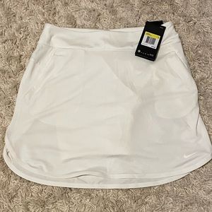 NWT Nike white/cream tennis golf skirt